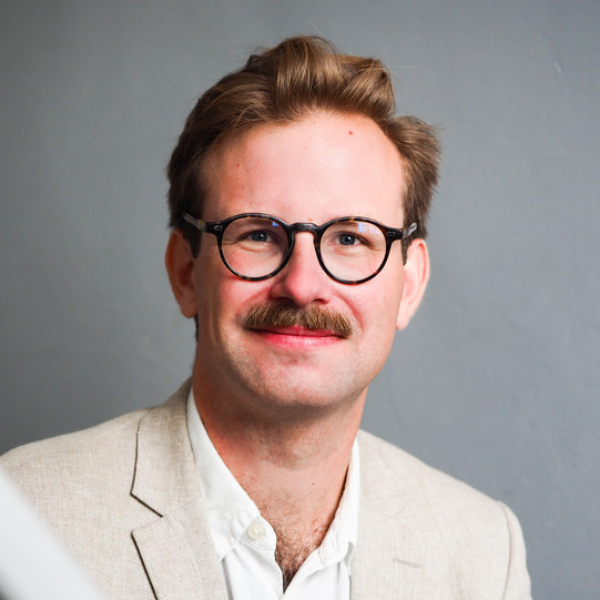 Ein Portrait von Julian Pontus Schirmer