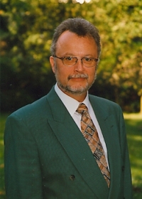 Ein Profilbild von Prof. Dr. Werner Abegg.